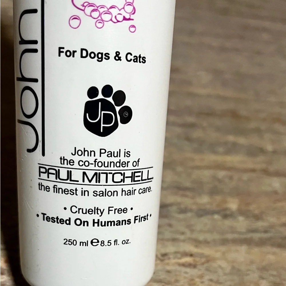 New John Paul pet cleanse waterless shampoo for pets & Lavender Oatmeal spray